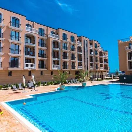 Astoria 6 In Elenite, 2 Bedroom Apartamento *